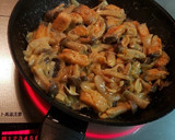 まろ旨☆鮭とキノコの☆白味噌バター炒め作り方9写真