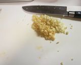 家庭の調味料で手作り！万能食べるラー油作り方3写真