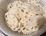 かんたんレンコンの炒め物作り方1写真