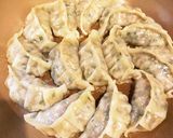 野菜たっぷり☆カリカリジューシー円盤餃子作り方56写真