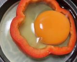 簡単朝ごはん！カラフル目玉焼き作り方2写真
