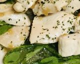 鶏むね肉の青ジソ＆梅肉炒めソースのサラダ作り方3写真