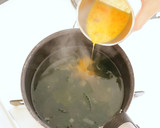ふんわり卵とわかめの中華はるさめスープ作り方5写真