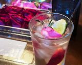 ローズマリーと薔薇のモヒート作り方1写真