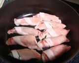 梨と梅肉の豚肉巻き作り方4写真