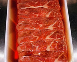 お肉と玉ねぎの味噌炒め♡ 旦那君弁当に作り方1写真
