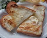 オーバーミディアム目玉焼きの朝食プレート作り方1写真