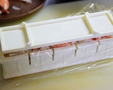 スモークサーモンとカニカマの押し寿司作り方10写真