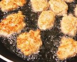 簡単ソースで食べる胸肉のチキンナゲット作り方8写真