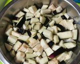 ナスと鶏肉甘味噌炒め煮〜子供大好きver作り方2写真