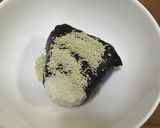 簡単すぎ！おにぎり茶漬け作り方1写真
