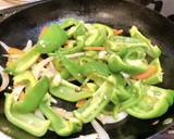 牛肉と丸ごとピーマンスタミナ炒め作り方3写真