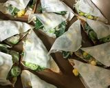 オクラとモロヘイヤのワンタン挟み焼き作り方3写真