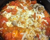 トマトとチーズ・しめじ・卵のお味噌汁作り方4写真