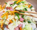 かつおの旨味をたっぷり利かせた焼うどん☆作り方22写真