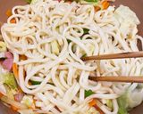 かつおの旨味をたっぷり利かせた焼うどん☆作り方24写真