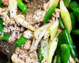 豚ロースと獅子唐、長ネギのオイスター炒め作り方4写真