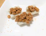 ビタミンちくわと納豆のピリ辛一口おつまみ作り方4写真