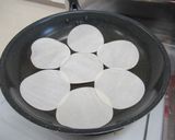 キョウザの皮で作る‼簡単れんこんピザ作り方4写真
