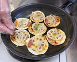 キョウザの皮で作る‼簡単れんこんピザ作り方8写真