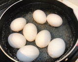 【簡単】基本の半熟茹で卵（半熟度　5割）作り方3写真