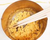離乳食後期☆湯煎で色鮮やか☆卵そぼろ作り方5写真
