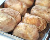 コーン入り！肉巻きおにぎり♡焼肉のたれで作り方3写真