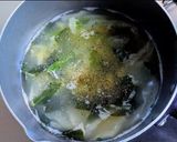 餃子の皮とワカメのシャンタンスープ作り方7写真