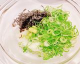 簡単！大人のネギ塩昆布のおにぎり作り方2写真