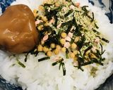 朝のお茶漬け●梅干し・刻み海苔プラス作り方1写真