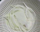 豚タン下と玉ねぎのレモン和え作り方5写真