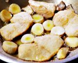 鶏肉のソテー＊葡萄クリームソース添え作り方3写真