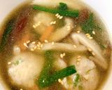 ダイエット 鶏団子ときのこの中華スープ作り方5写真