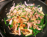 旨辛！ハムときのこのスタミナ丼作り方4写真