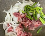豚バラ肉とニンニクの芽のスタミナ生姜焼き作り方2写真