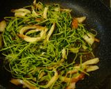 簡単♪豆苗とちくわのオイスターソース炒め作り方4写真