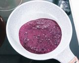 鶏ソテーのブルーベリーレモンソースがけ☆作り方5写真