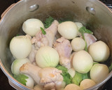 松山どりと小タマネギのセロリ風味煮込み作り方1写真