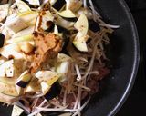 牛コマともやし茄子のオイスター炒め作り方3写真