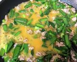 ニラ玉ひき肉入り、味付けは麺つゆのみ作り方5写真