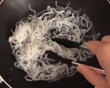 ＜海外で作る！＞しらたきのピリ辛煮作り方1写真