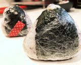 今日はおにぎり(鰹節とゆかり)作り方1写真