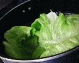 ちょっと一品、納豆レタスのニンニクチップ作り方5写真