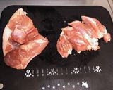 蒸し鶏と揚げ鶏のカオマンガイ☆炊飯器で☆作り方1写真