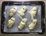 ポリ袋deハロウィン★ミイラパン♪作り方9写真