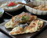 シラスと竹輪の餃子ピザ・ビストロおつまみ作り方6写真