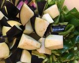 ピーマンとなすと豚挽肉のオイスターソース作り方1写真