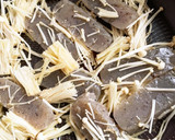 コンニャクとエノキの甘辛焼肉風炒め作り方2写真