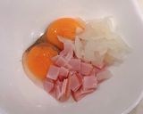 ホイルで簡単、ハム玉葱のふわふわオムレツ作り方3写真