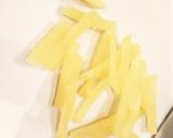簡単!レタスとたくあんとかまぼこのサラダ作り方3写真